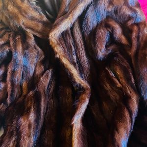 Beautiful full length vintage sable fur coat .Woman’s size petite 5’4” 140 pound